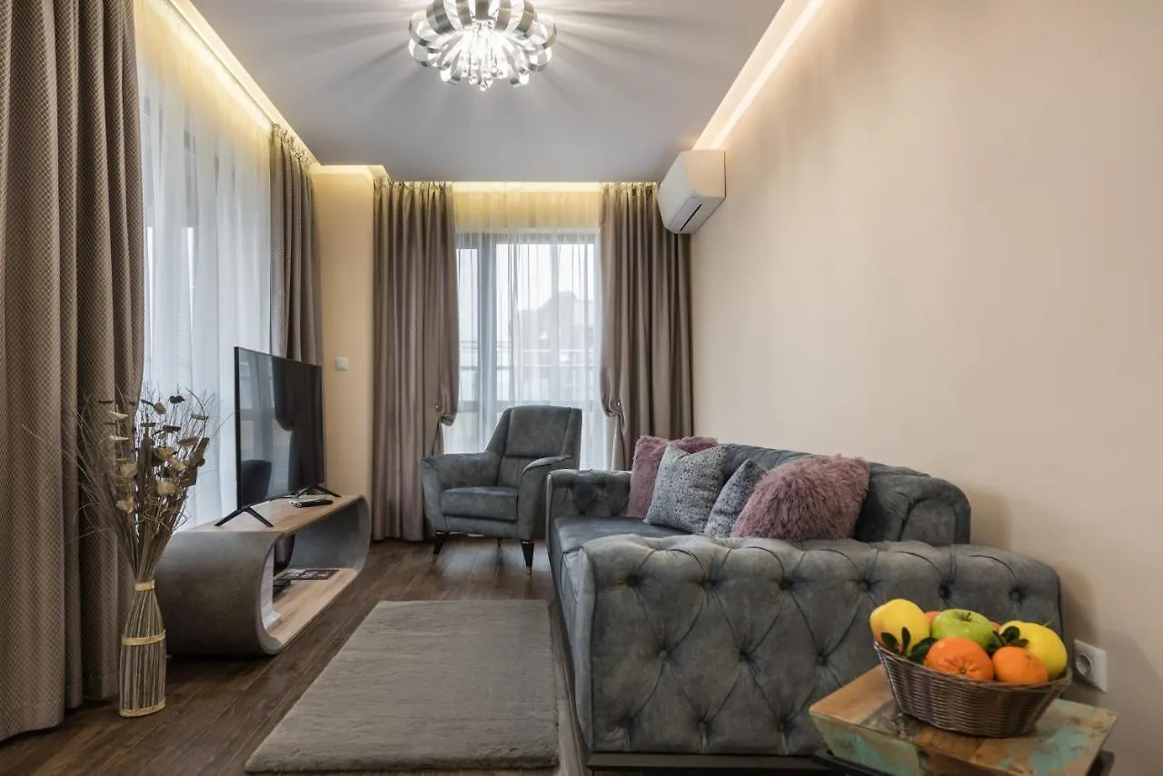 Apartments Cats Warna Bulgarien